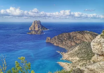 Buchen Sie eine Fähre nach Balearische Inseln